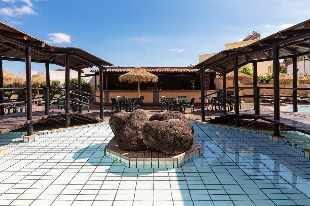 ดง เปโดร การาเชา Hotel คานีโซ ภายนอก รูปภาพ